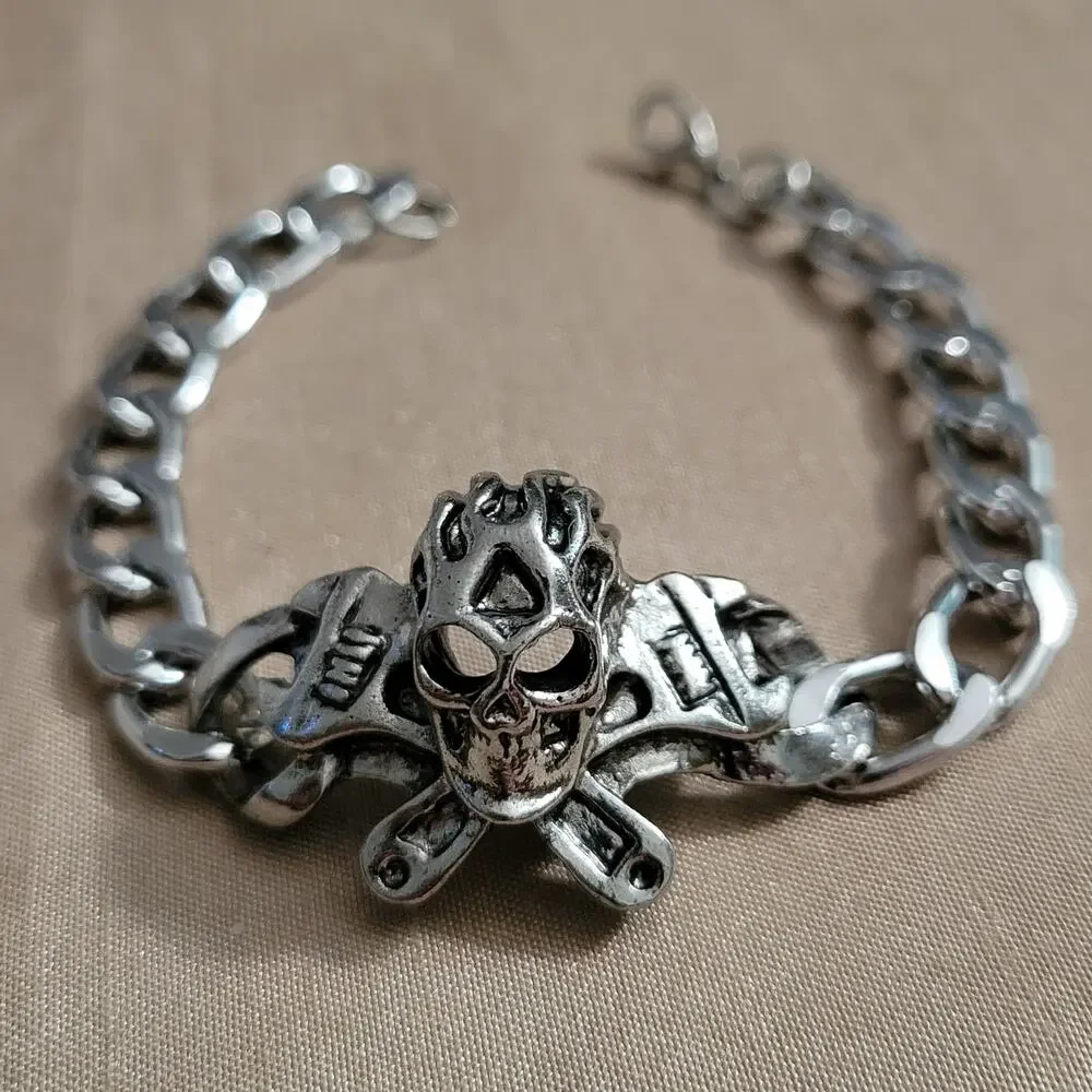Silver & black skull and cross chunky gothic biker bracelet